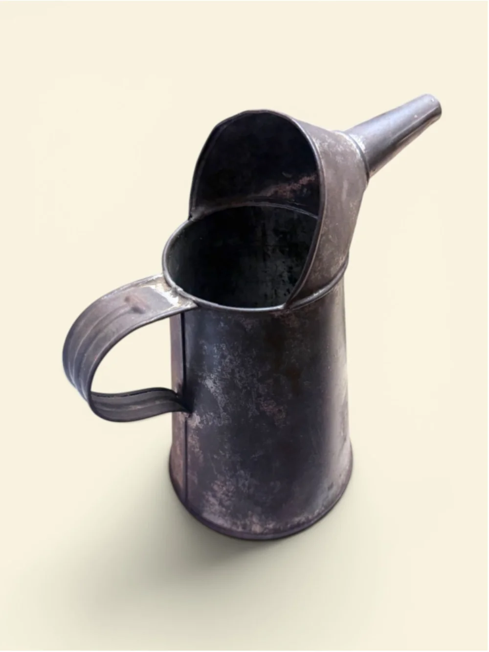 Primitive Rustic Metal Oil Pourer Vase Farmhouse Decor Industrial Country Pitche